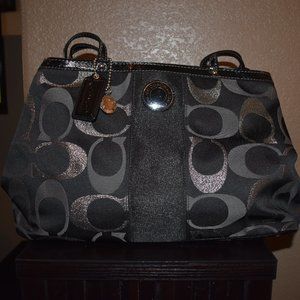 COACH HANDBAG